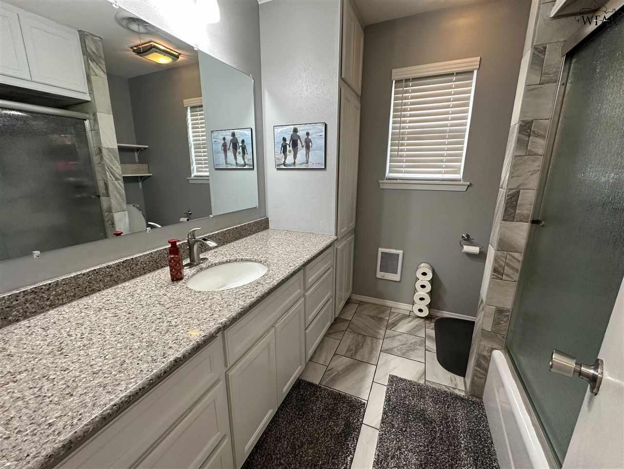 2603 Sunset Drive, Vernon, Texas image 11