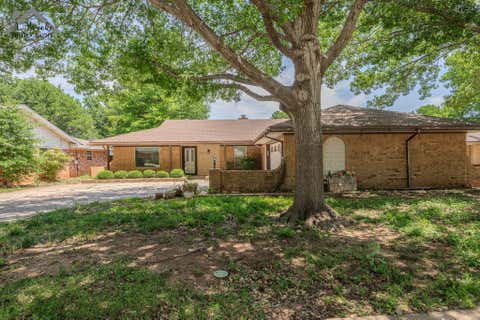 Homes For Rent - 2609 Elmwood Avenue<br/> Wichita County, Wichita Falls, TX 76308