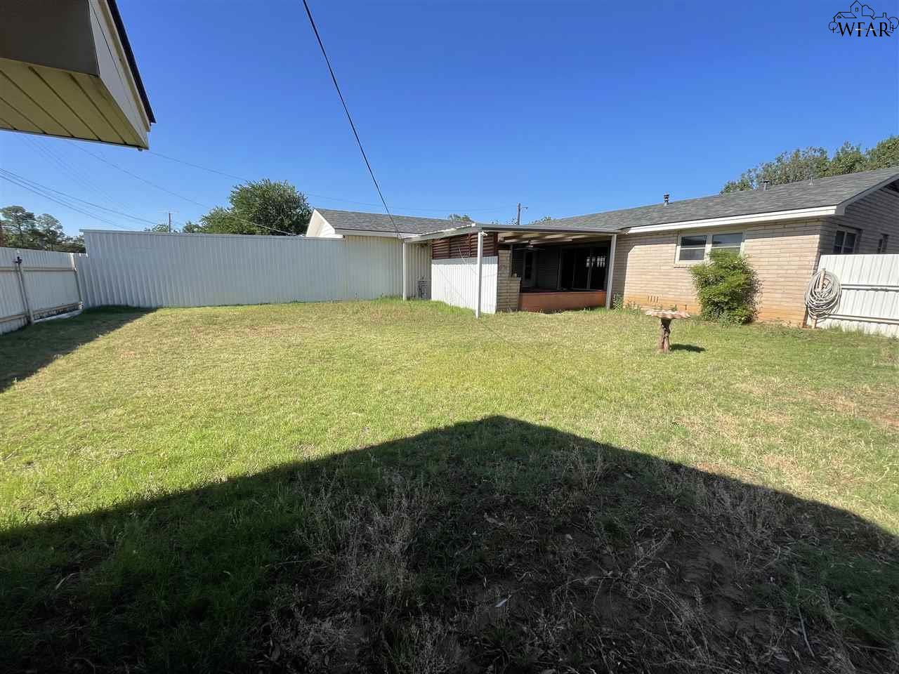 1203 Barbara Drive, Seymour, Texas image 16