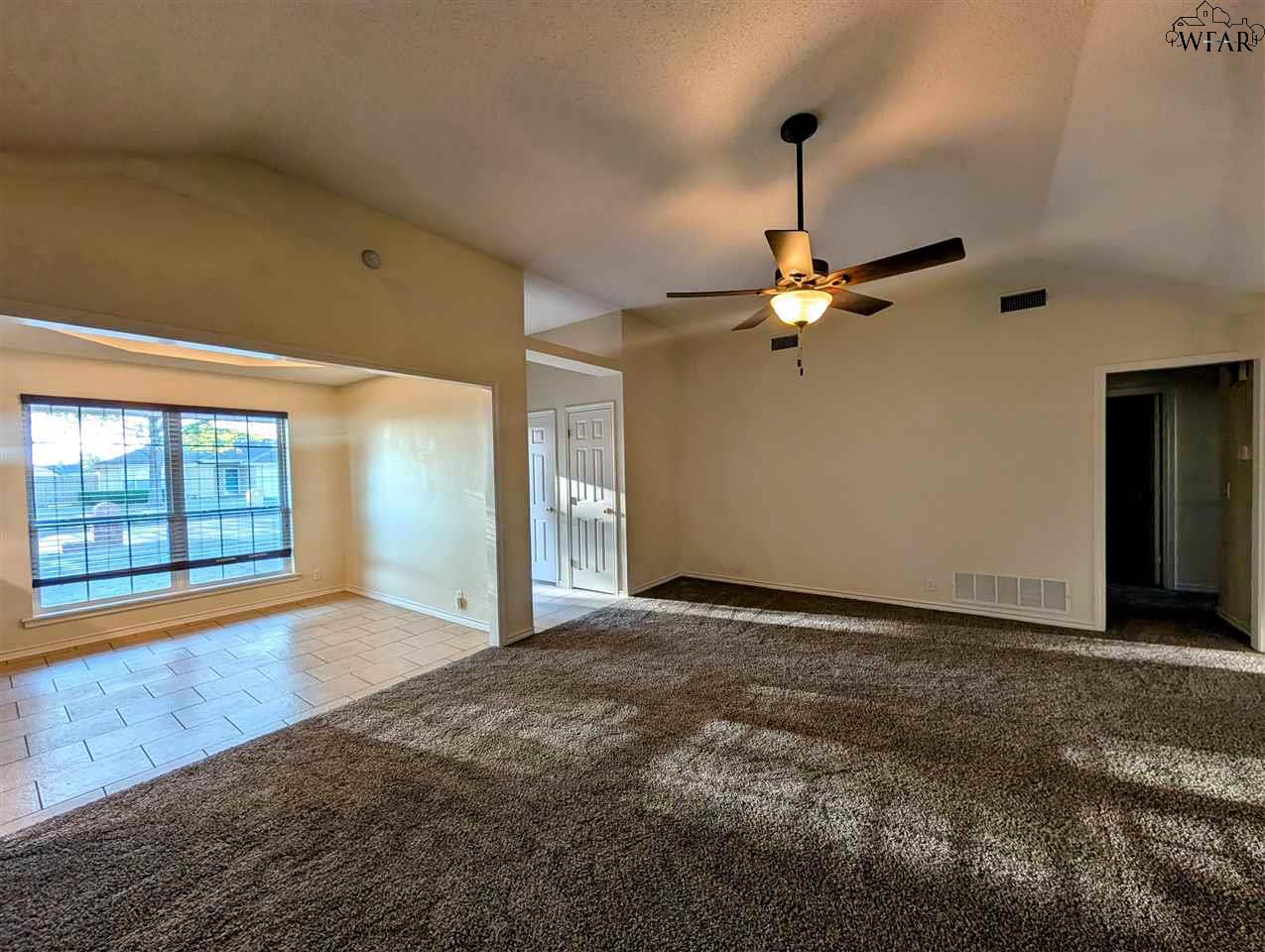 131 Garrett Street, Burkburnett, Texas image 5