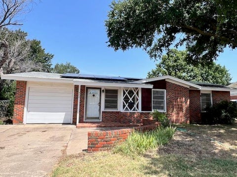 Homes For Sale - 4508 Lockwood Drive<br/> Wichita Falls, TX 76308
