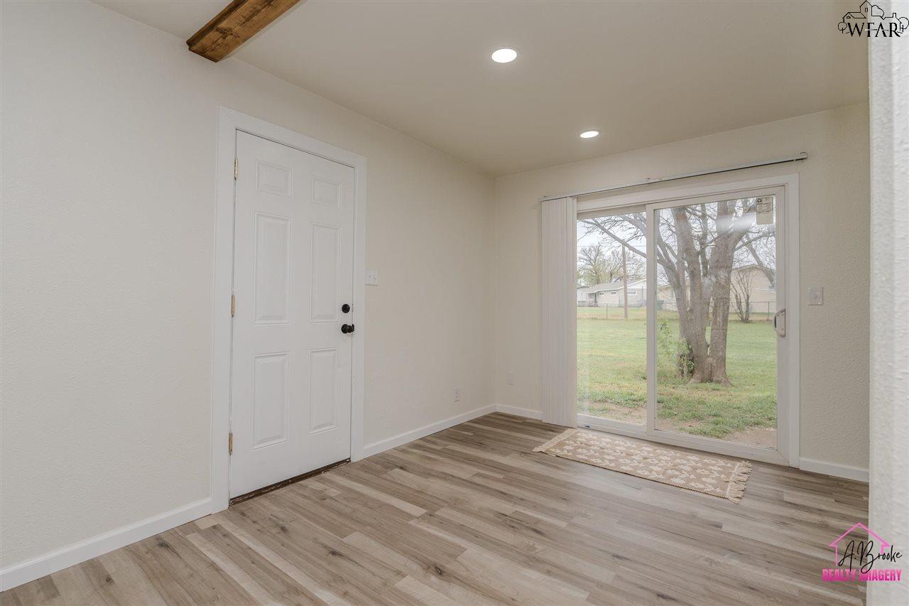 201 Linden Street, Burkburnett, Texas image 7