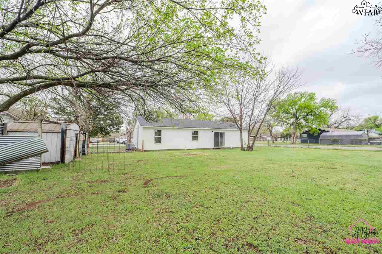 201 Linden Street, Burkburnett, Texas image 23