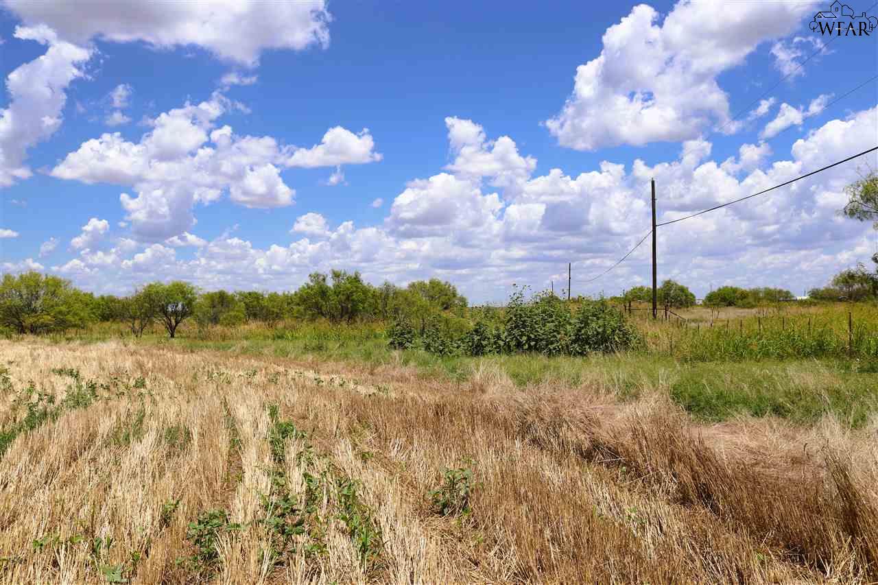 452 Pitts Road, Wichita Falls, Texas image 2