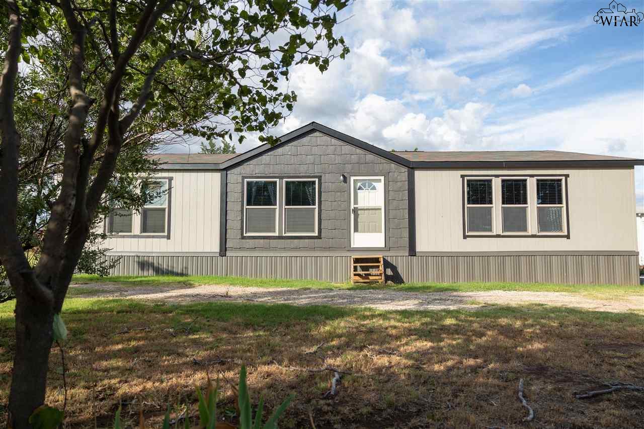 257 Blackfeet Trail, Wichita Falls, Texas image 1