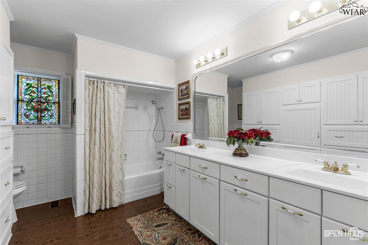 802 W Ikard Street, Henrietta, Texas image 15