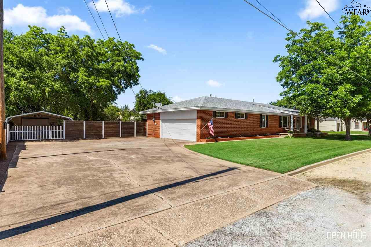 802 W Ikard Street, Henrietta, Texas image 24