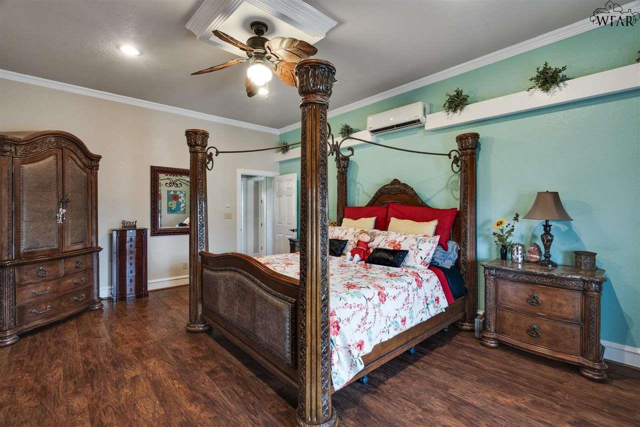 1328 Hwy 287, Henrietta, Texas image 12