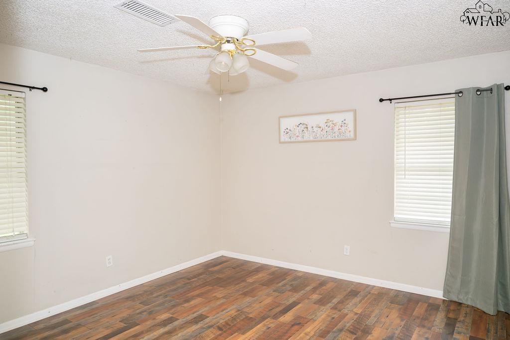 4648 University Avenue, Wichita Falls, Texas image 13