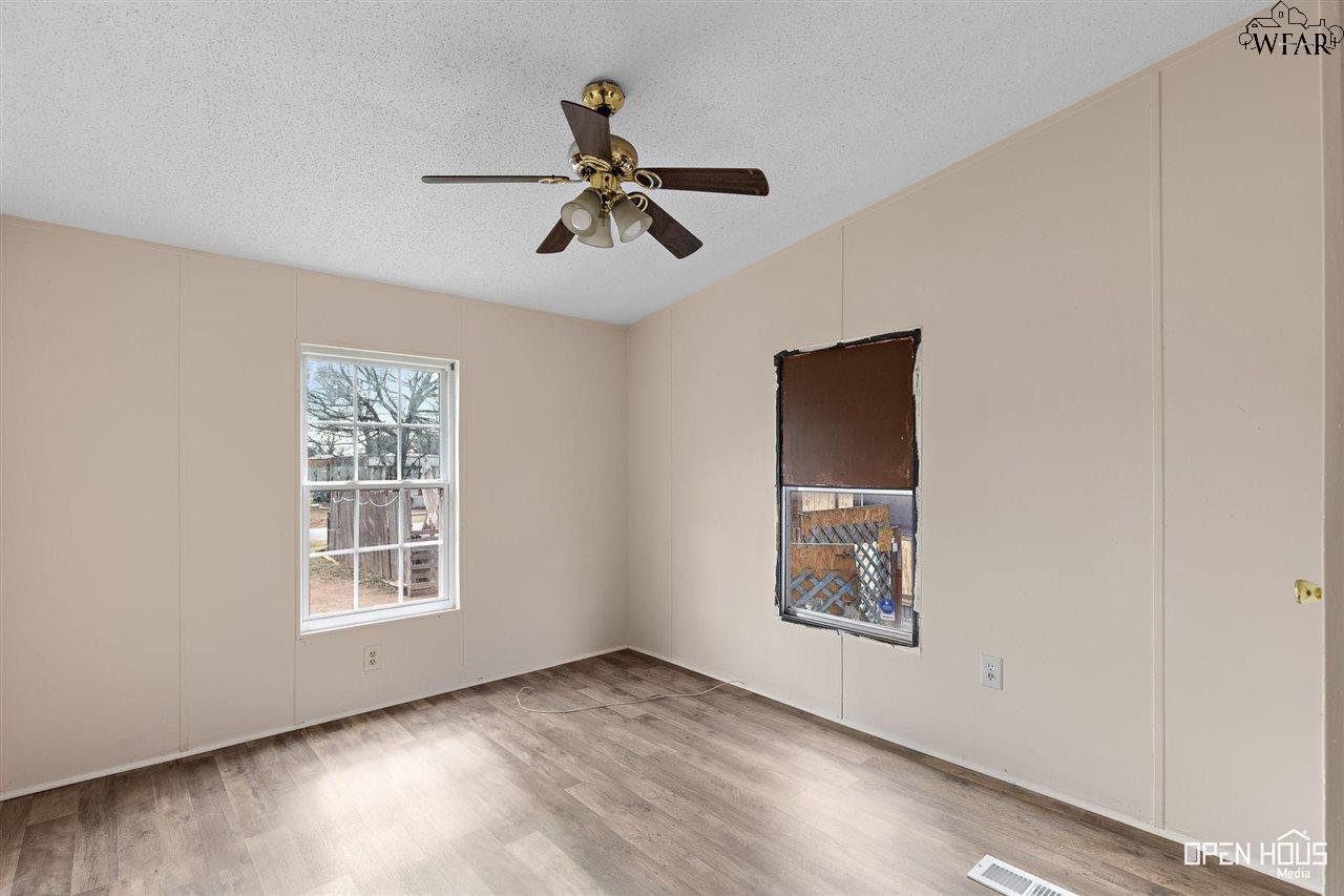 205 W 1st Street, Burkburnett, Texas image 19