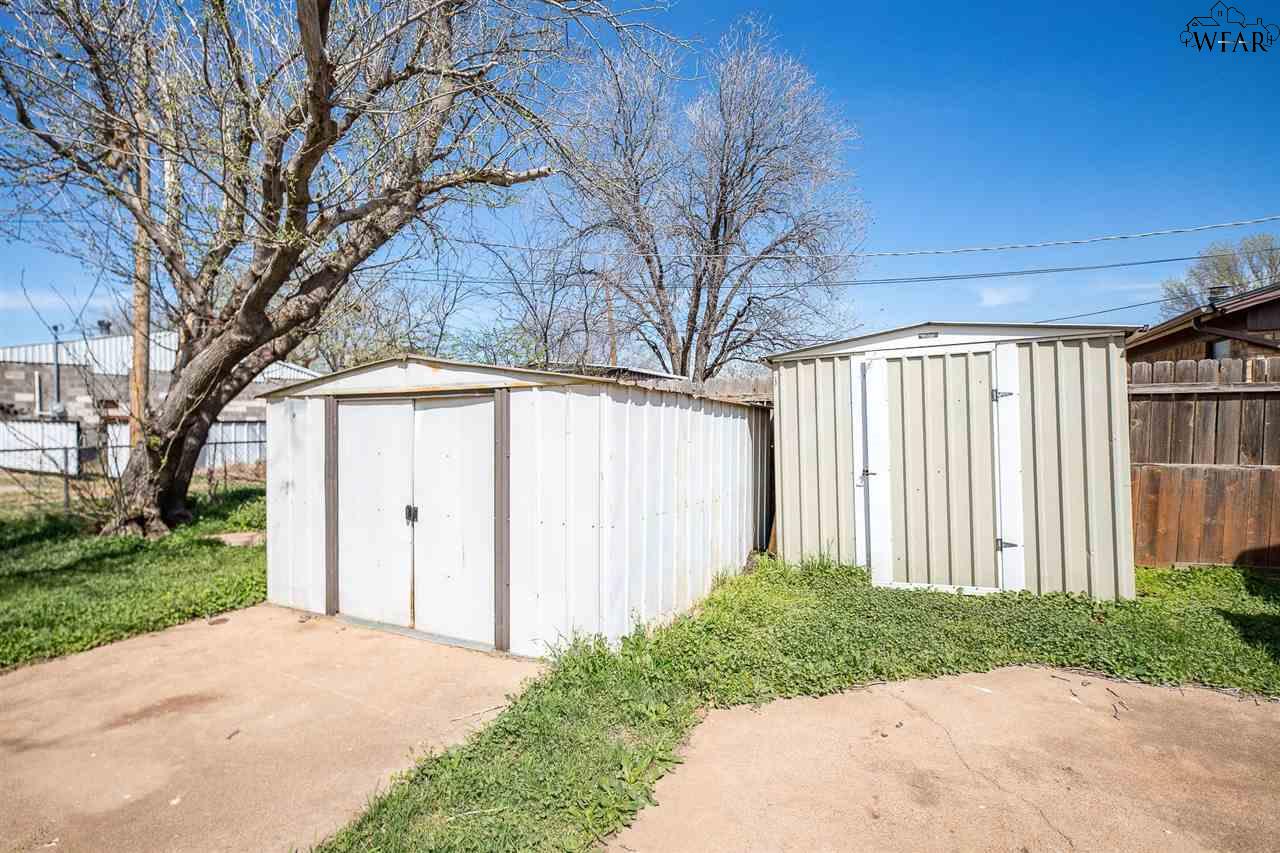 1330 Sunset, Iowa Park, Texas image 26