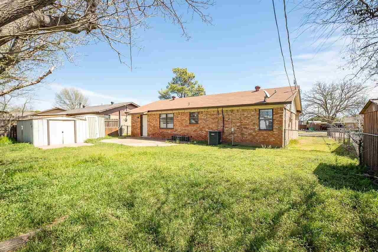 1330 Sunset, Iowa Park, Texas image 24