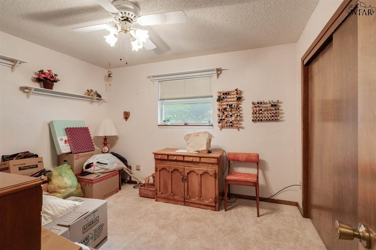 1031 Pawhuska Lane, Burkburnett, Texas image 21