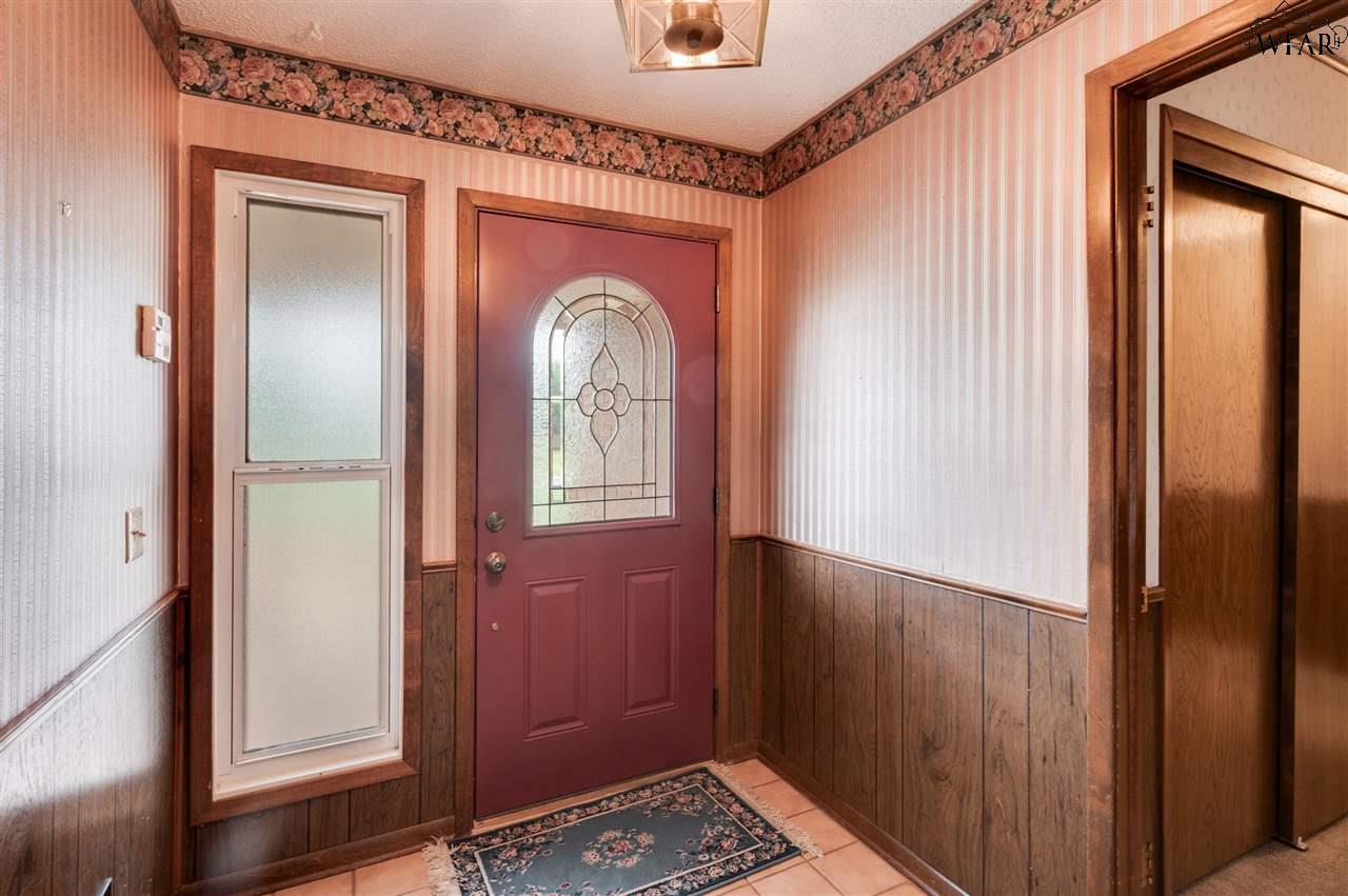 1031 Pawhuska Lane, Burkburnett, Texas image 3