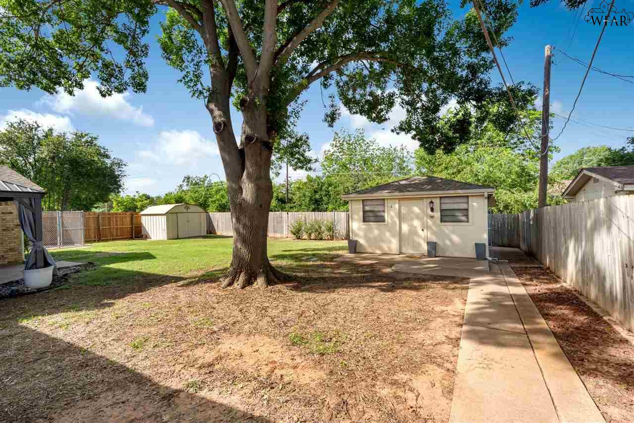 4526 Melody Lane, Wichita Falls, Texas image 26