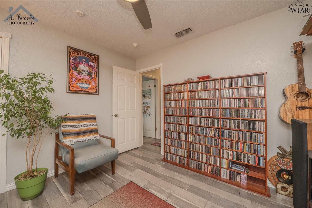 4502 Trailwood Drive, Wichita Falls, Texas image 22