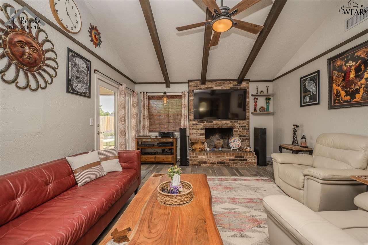 4502 Trailwood Drive, Wichita Falls, Texas image 4