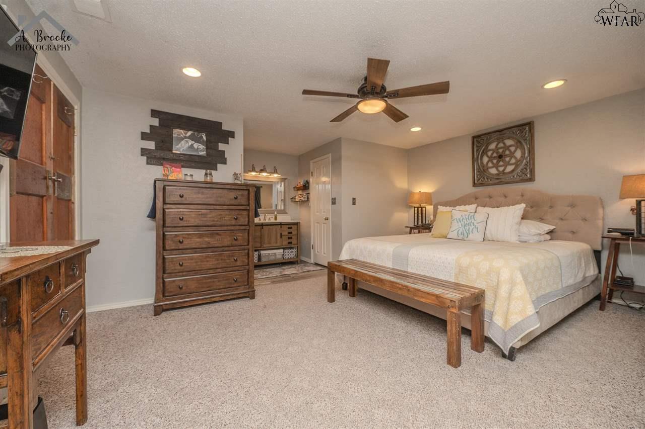 4502 Trailwood Drive, Wichita Falls, Texas image 12