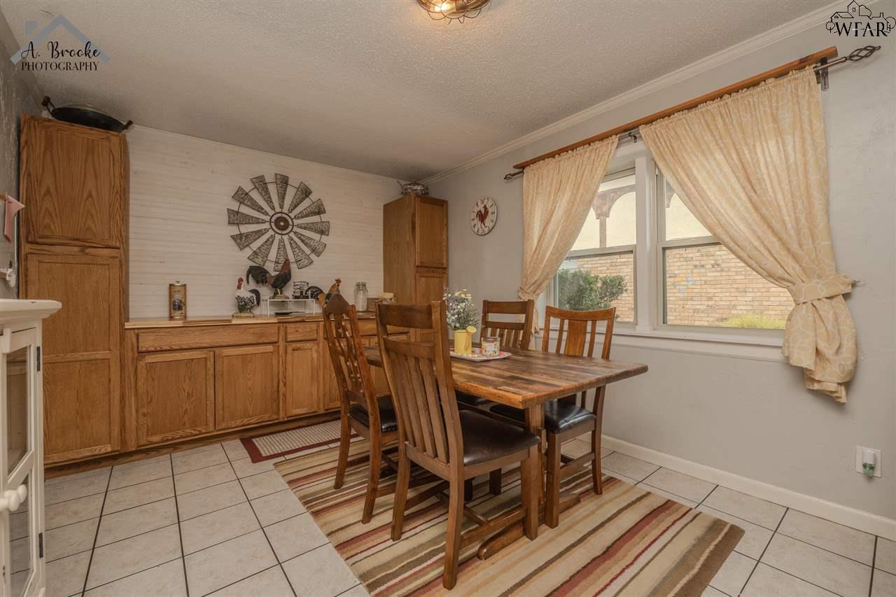 4502 Trailwood Drive, Wichita Falls, Texas image 6
