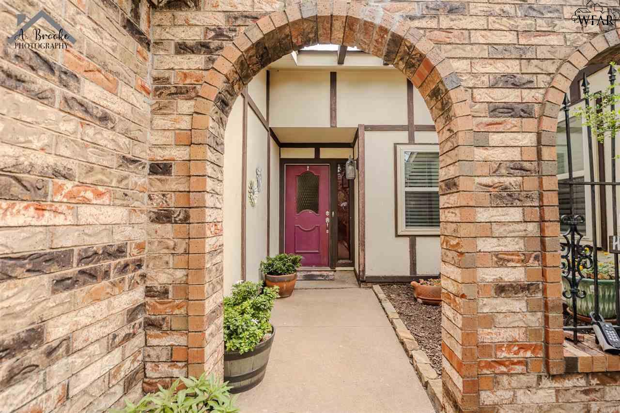 4502 Trailwood Drive, Wichita Falls, Texas image 2