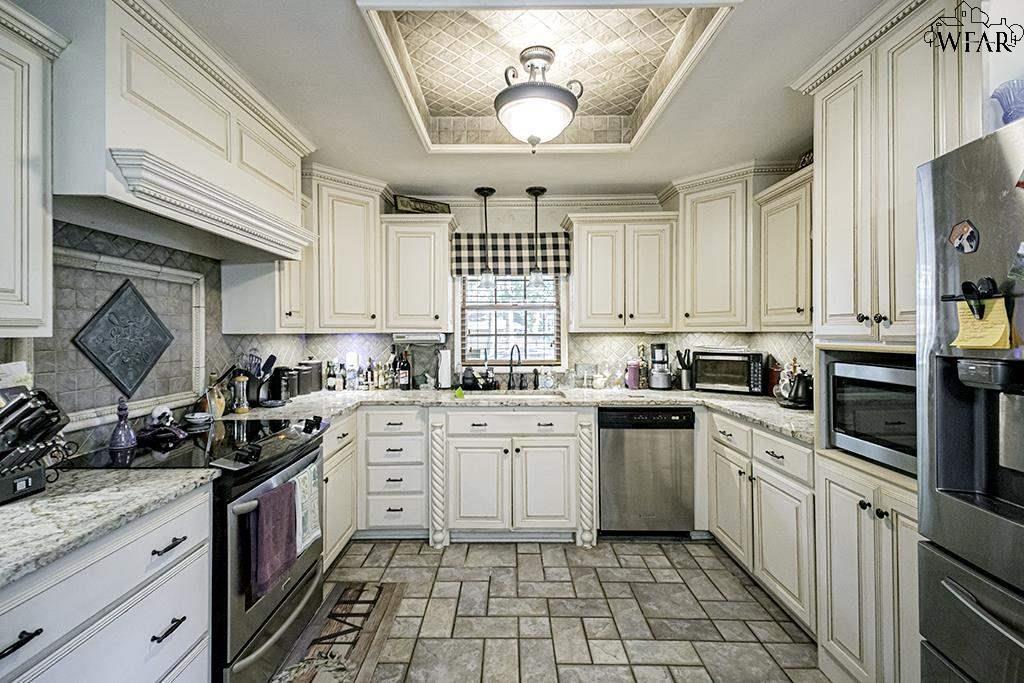 2427 Brentwood Drive, Wichita Falls, New York image 3