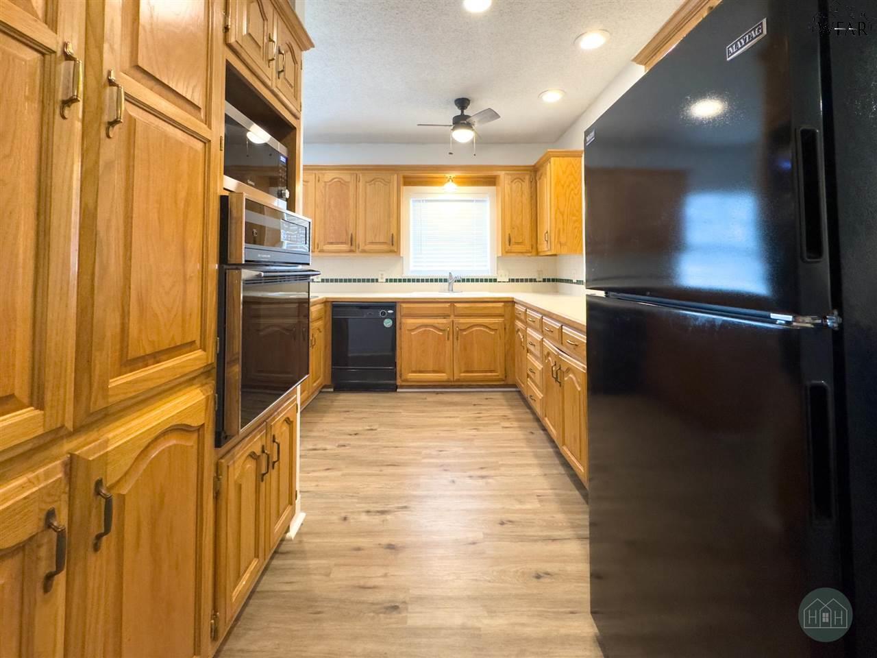 3020 Paradise Street, Vernon, Texas image 11