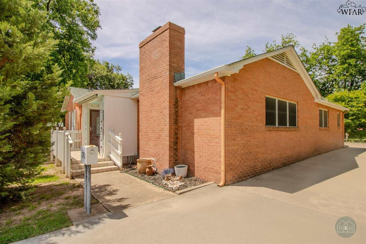 2302 12th Street, Vernon, Texas image 3