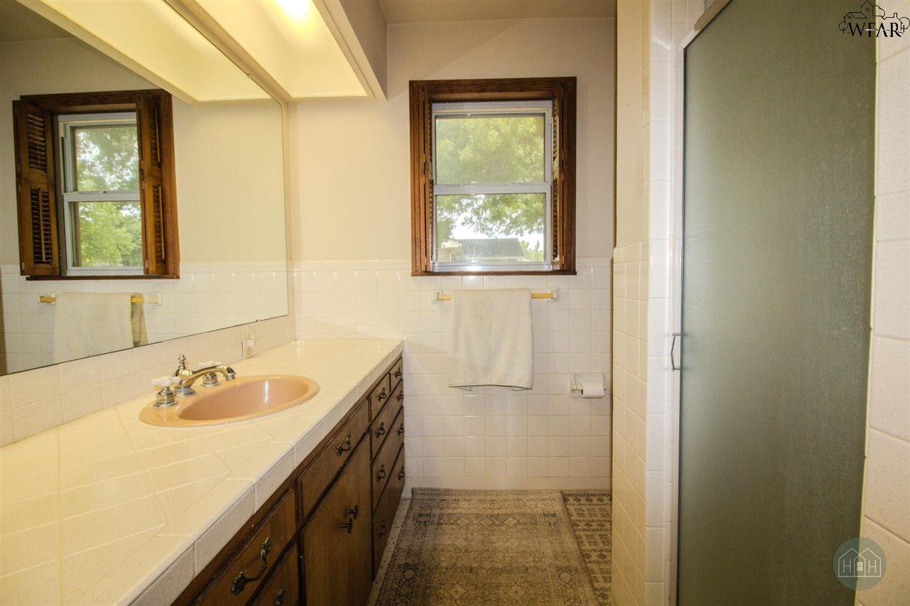 2302 12th Street, Vernon, Texas image 12