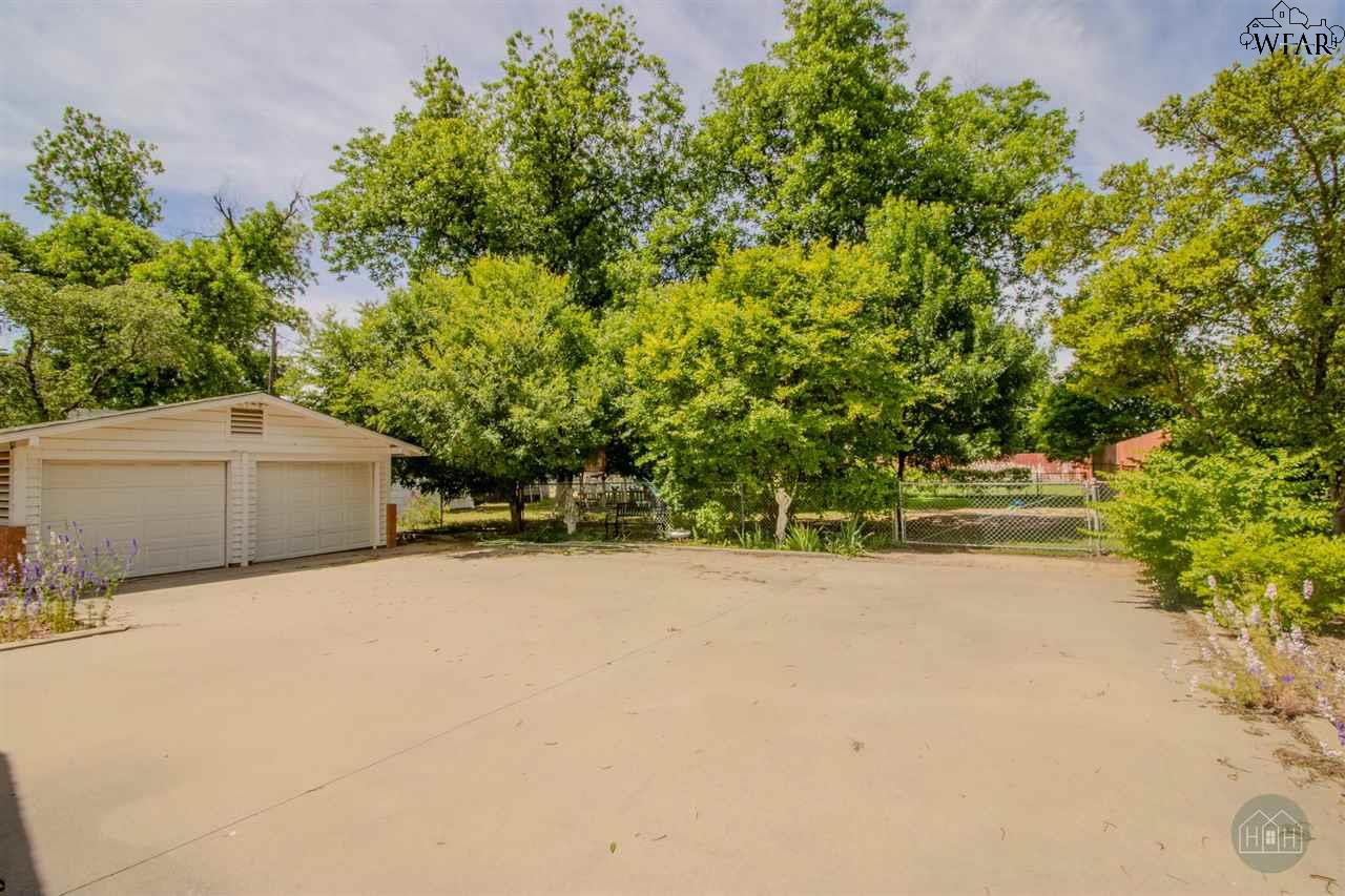 2302 12th Street, Vernon, Texas image 23