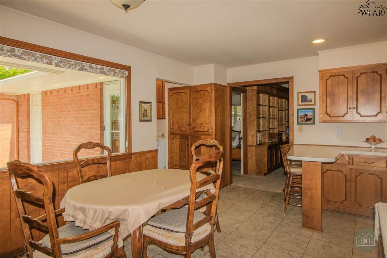 2302 12th Street, Vernon, Texas image 7