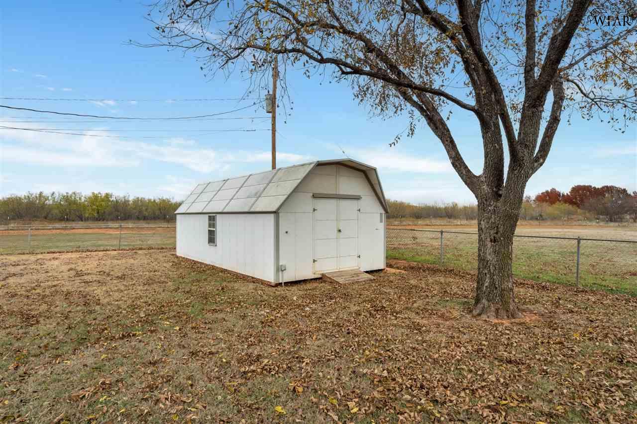 502 N Main Street, Holliday, Texas image 29