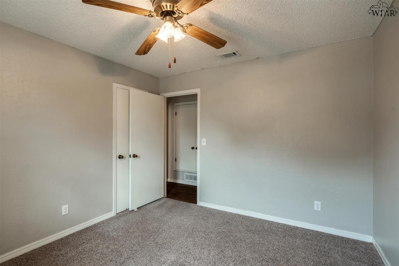 502 N Main Street, Holliday, Texas image 18