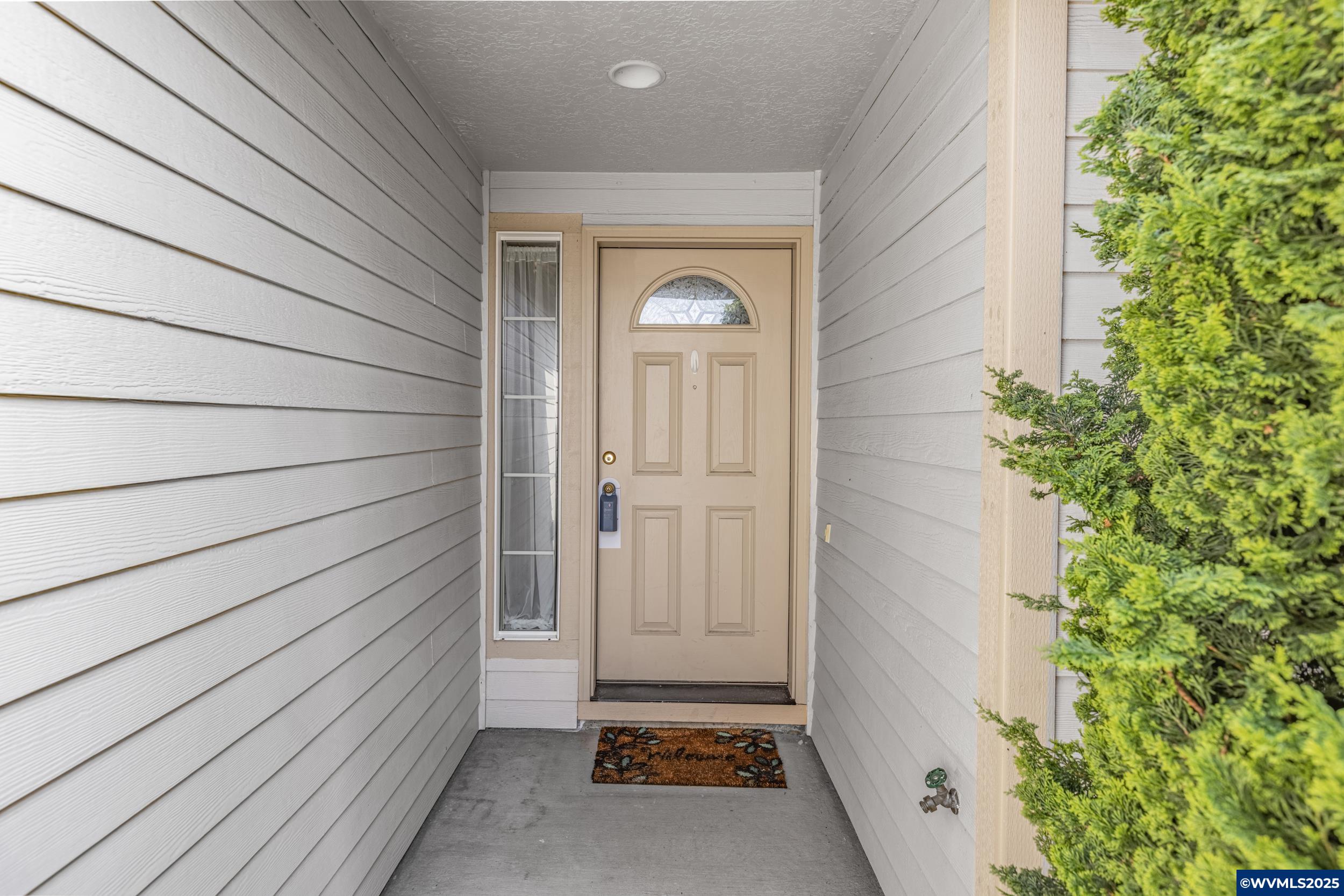 863 28th Av