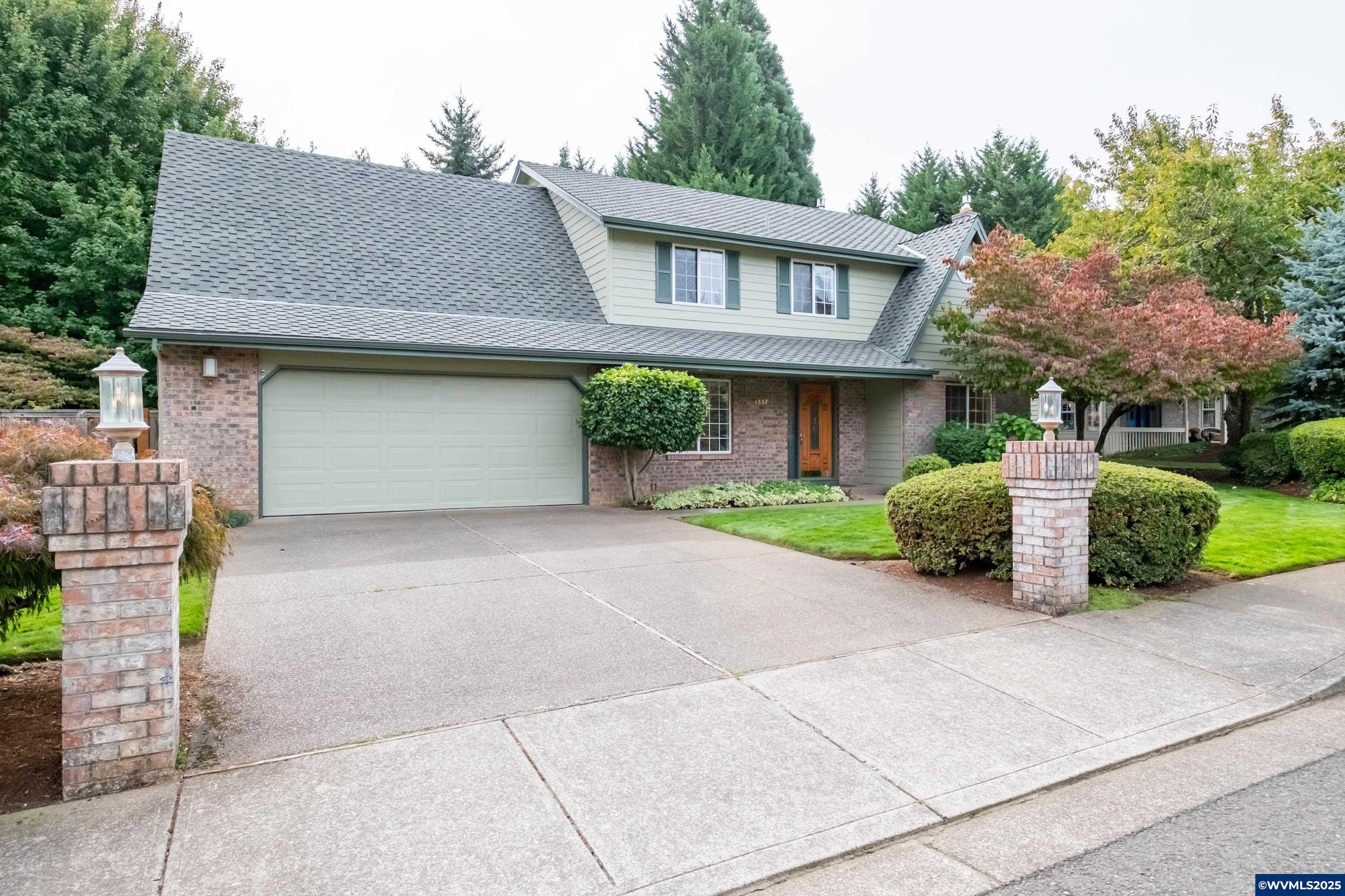 1532 Webster Dr SE