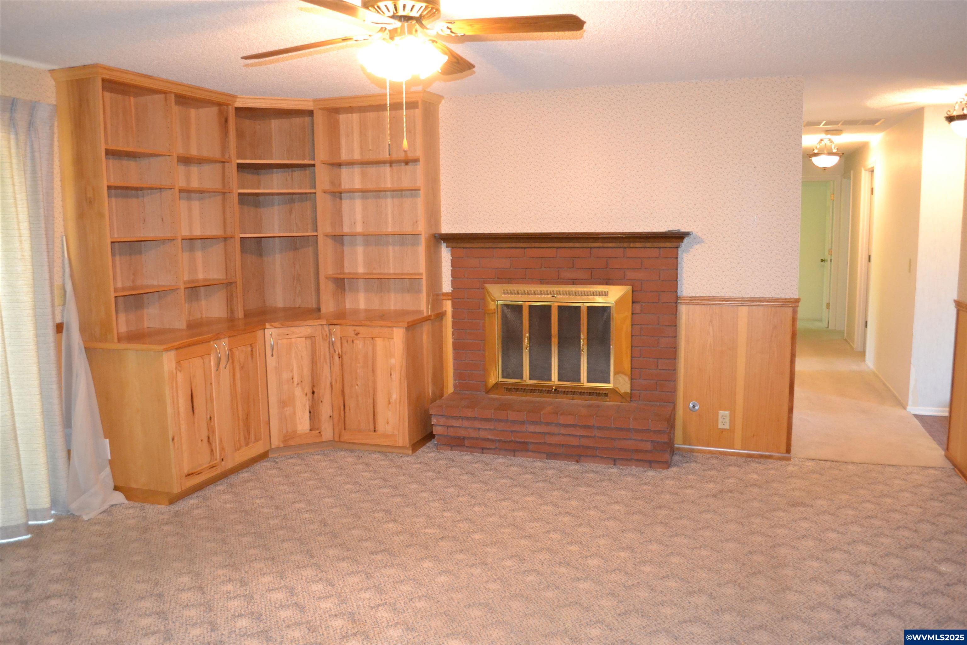 2007 Joseph St S