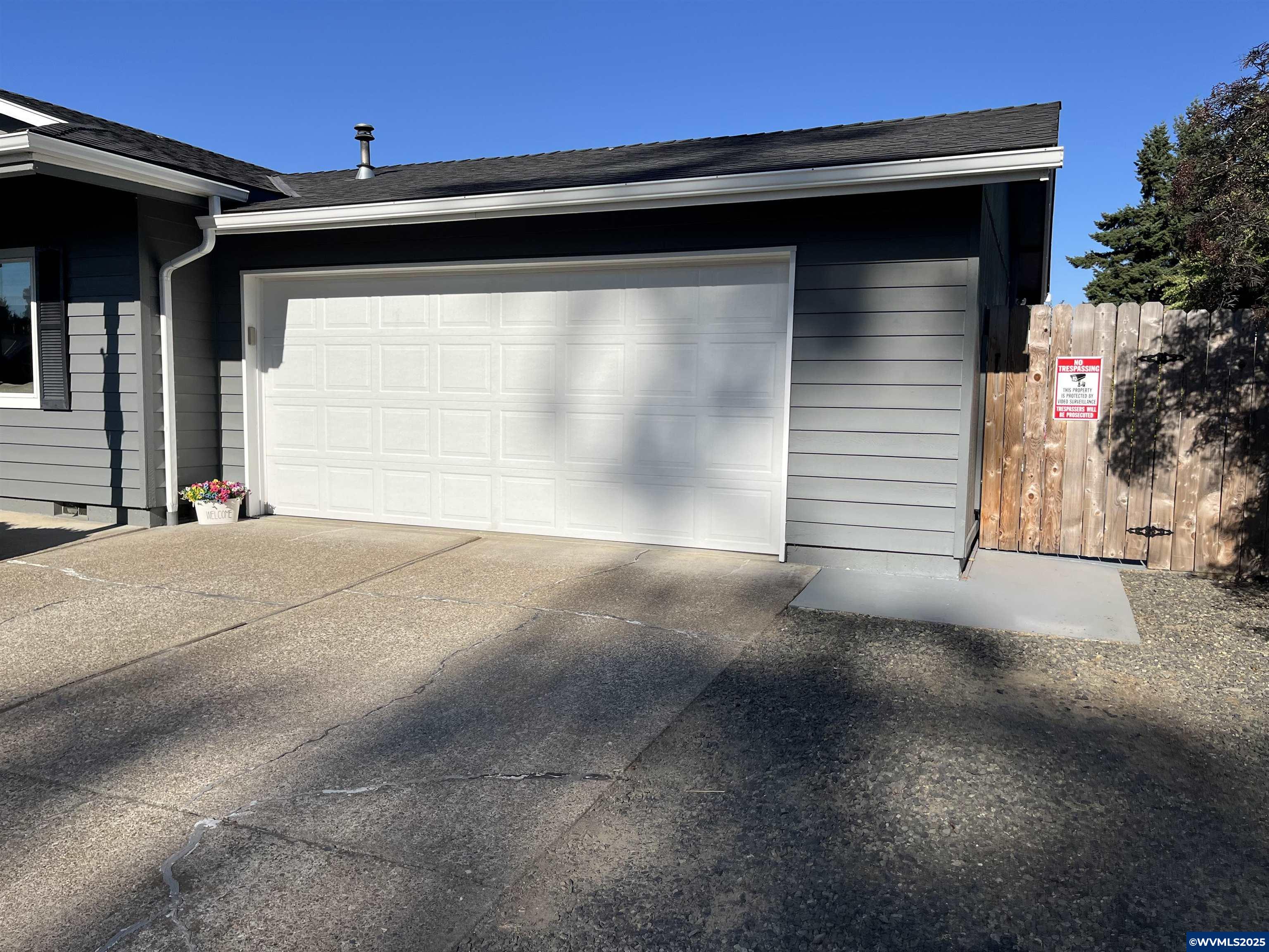 4638 Sunflower Wy NE