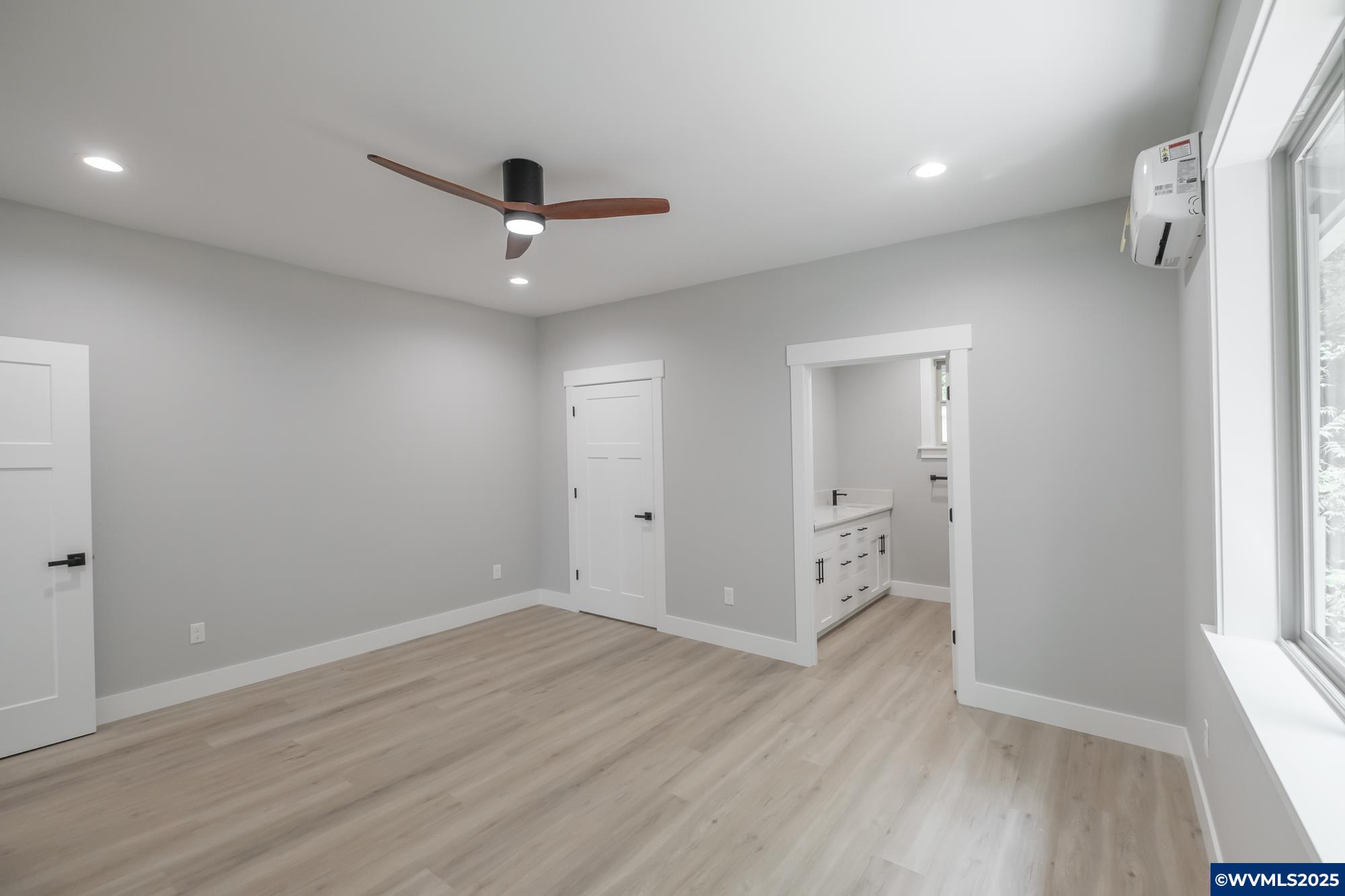 Gleneden Beach, Oregon 97388, United States, 4 Bedrooms Bedrooms, ,3 BathroomsBathrooms,Residential,Active,155436