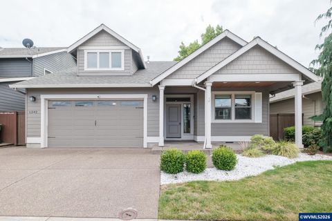 1242 N Lydia Av Keizer OR 97303