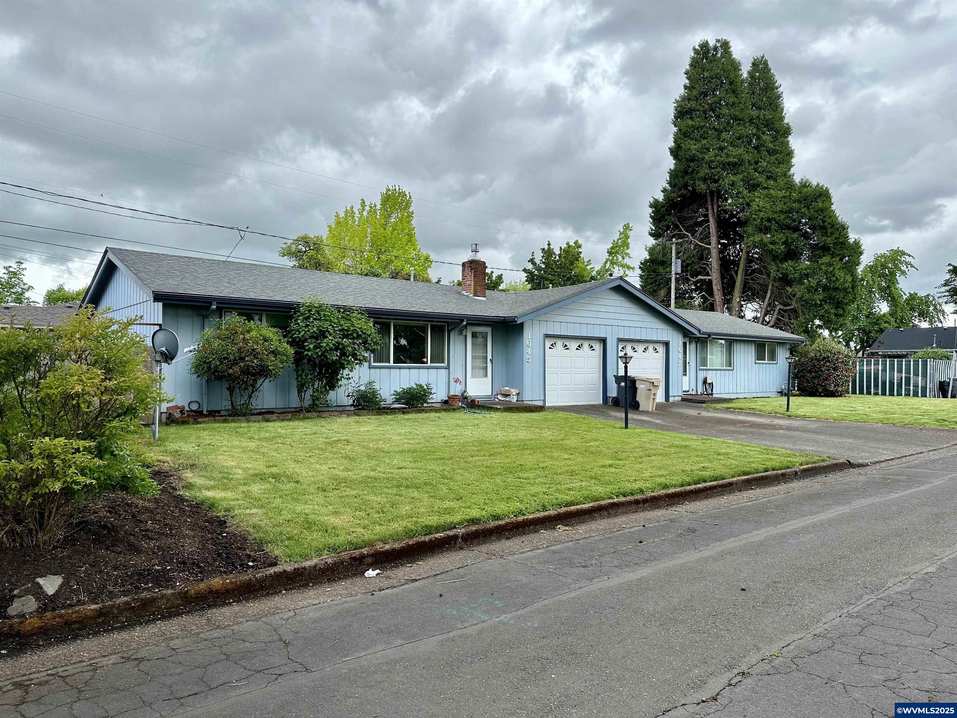1645 Layfayette (1647) St SE