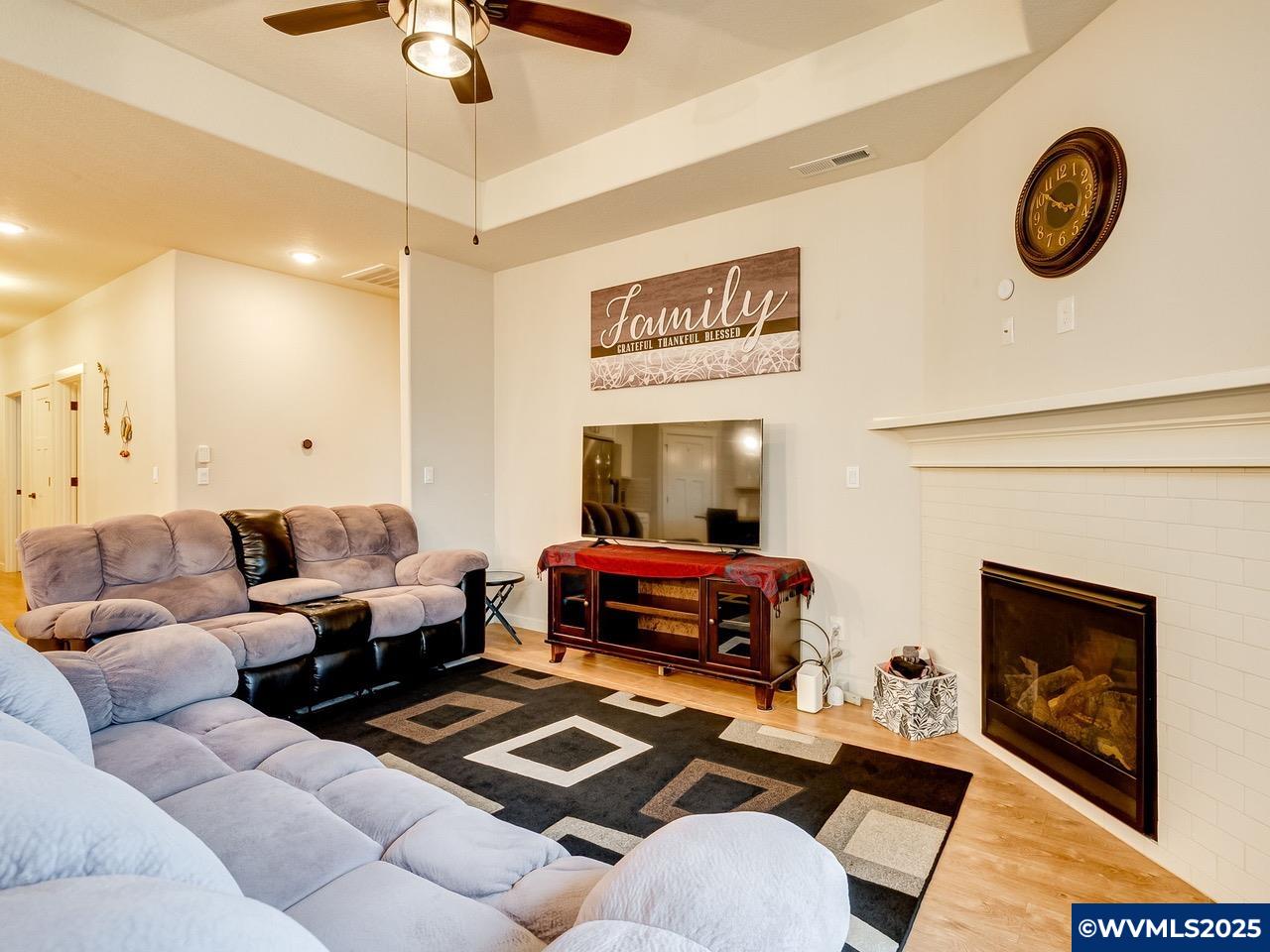 5108 Meteor Av NE