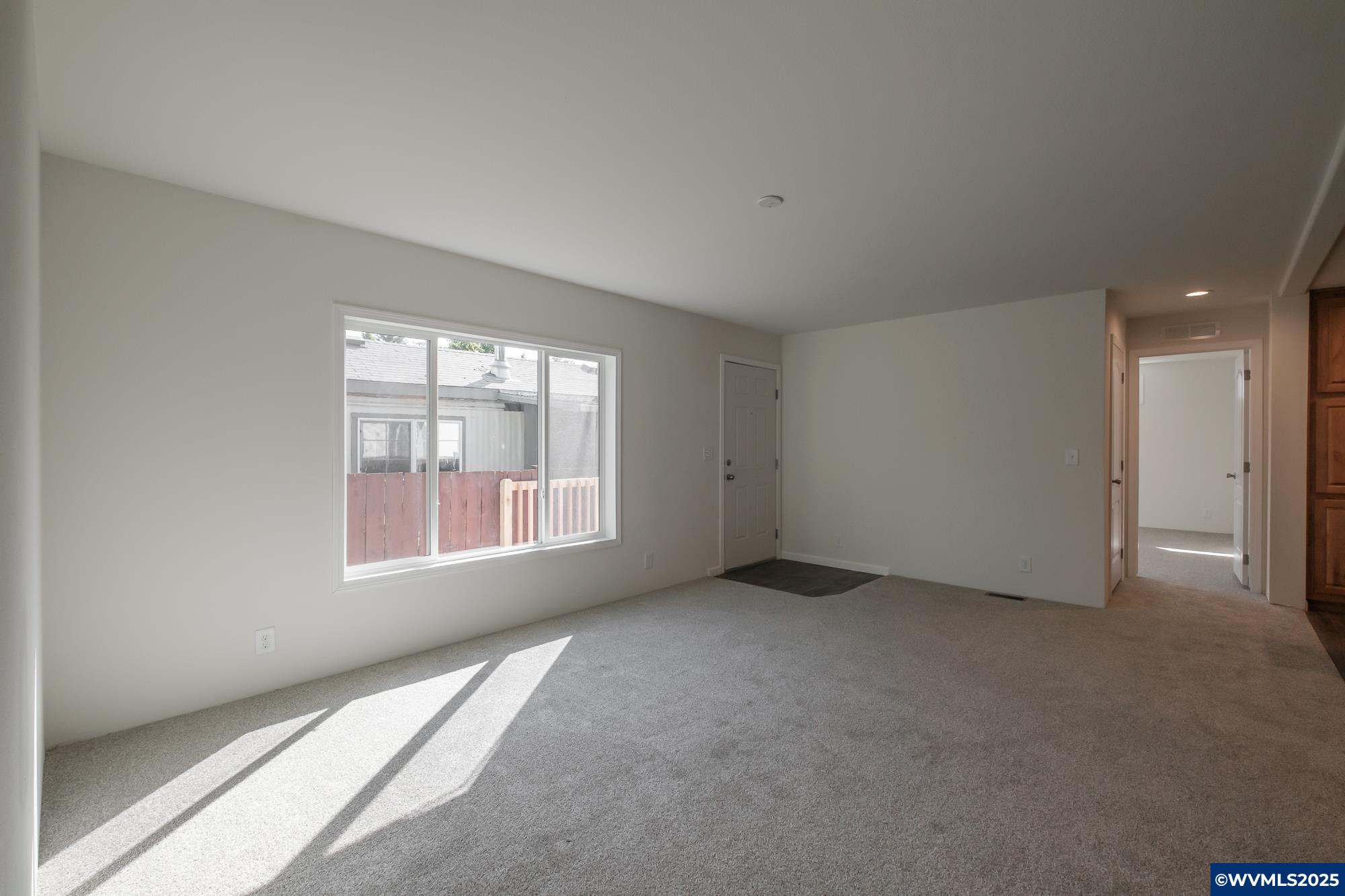 Salem, Oregon 97305, United States, 3 Bedrooms Bedrooms, ,2 BathroomsBathrooms,Residential,Active,155552