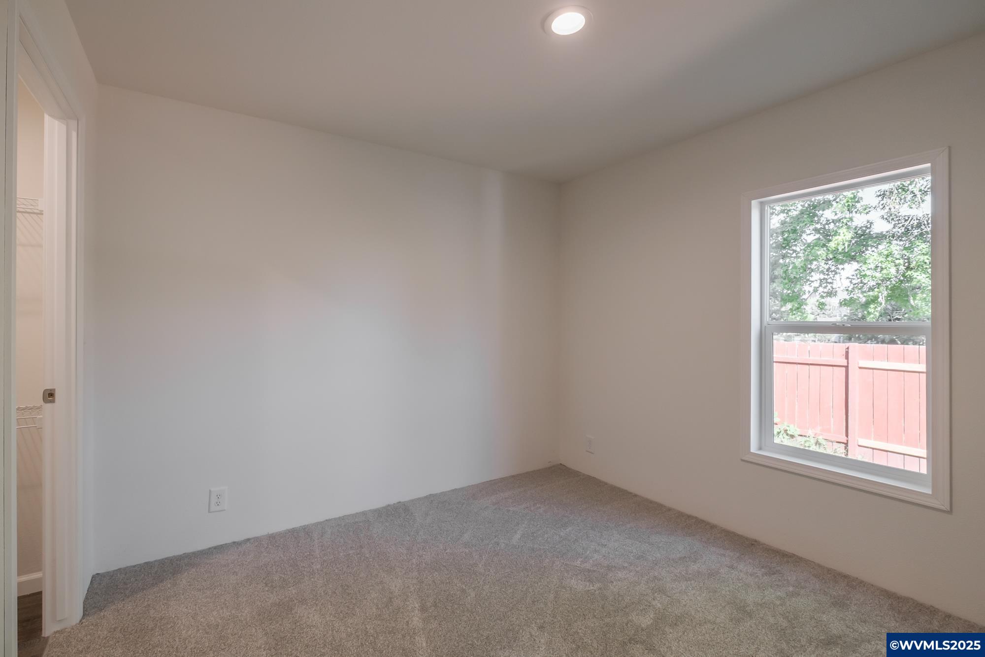 Salem, Oregon 97305, United States, 3 Bedrooms Bedrooms, ,2 BathroomsBathrooms,Residential,Active,155552