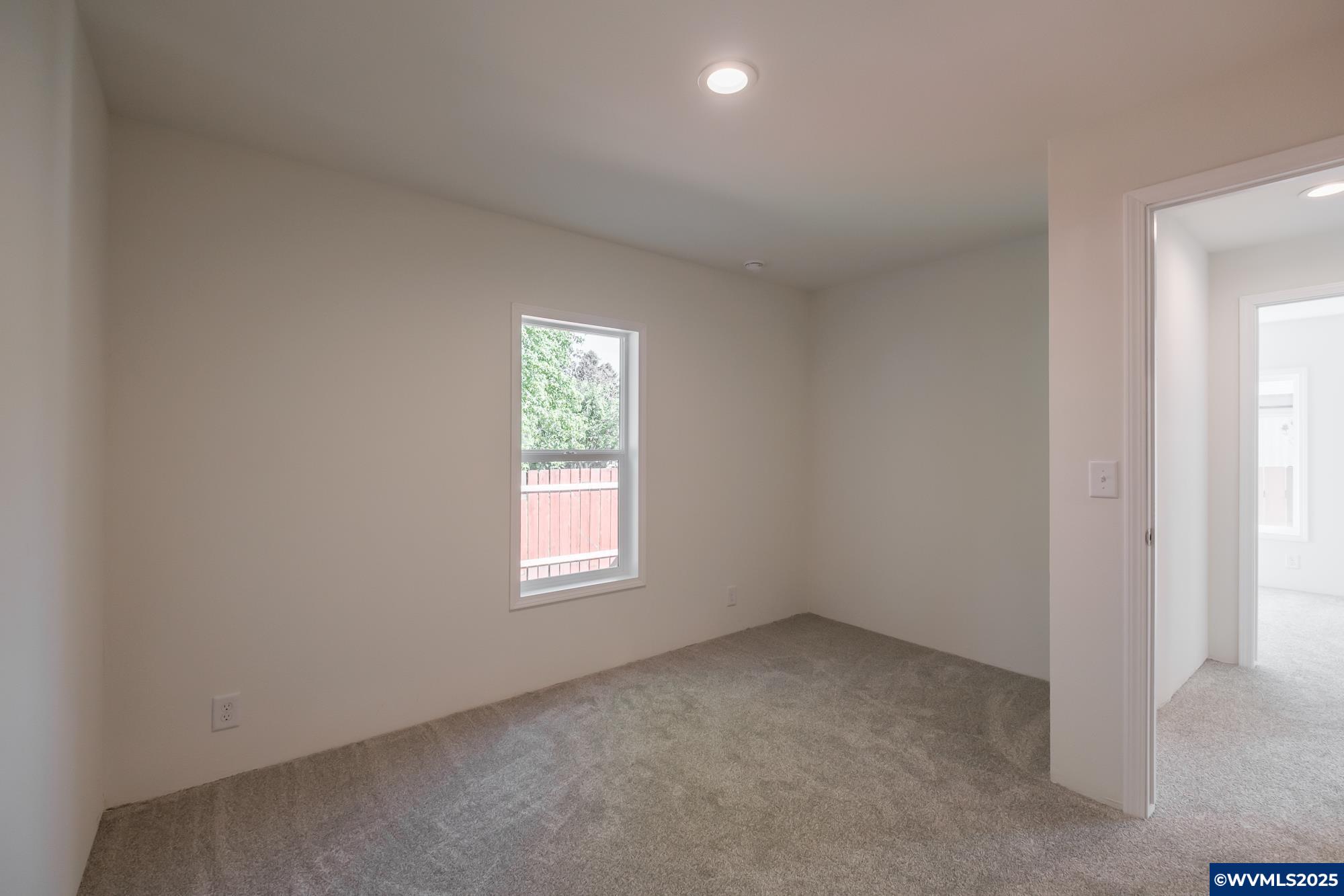 Salem, Oregon 97305, United States, 3 Bedrooms Bedrooms, ,2 BathroomsBathrooms,Residential,Active,155552