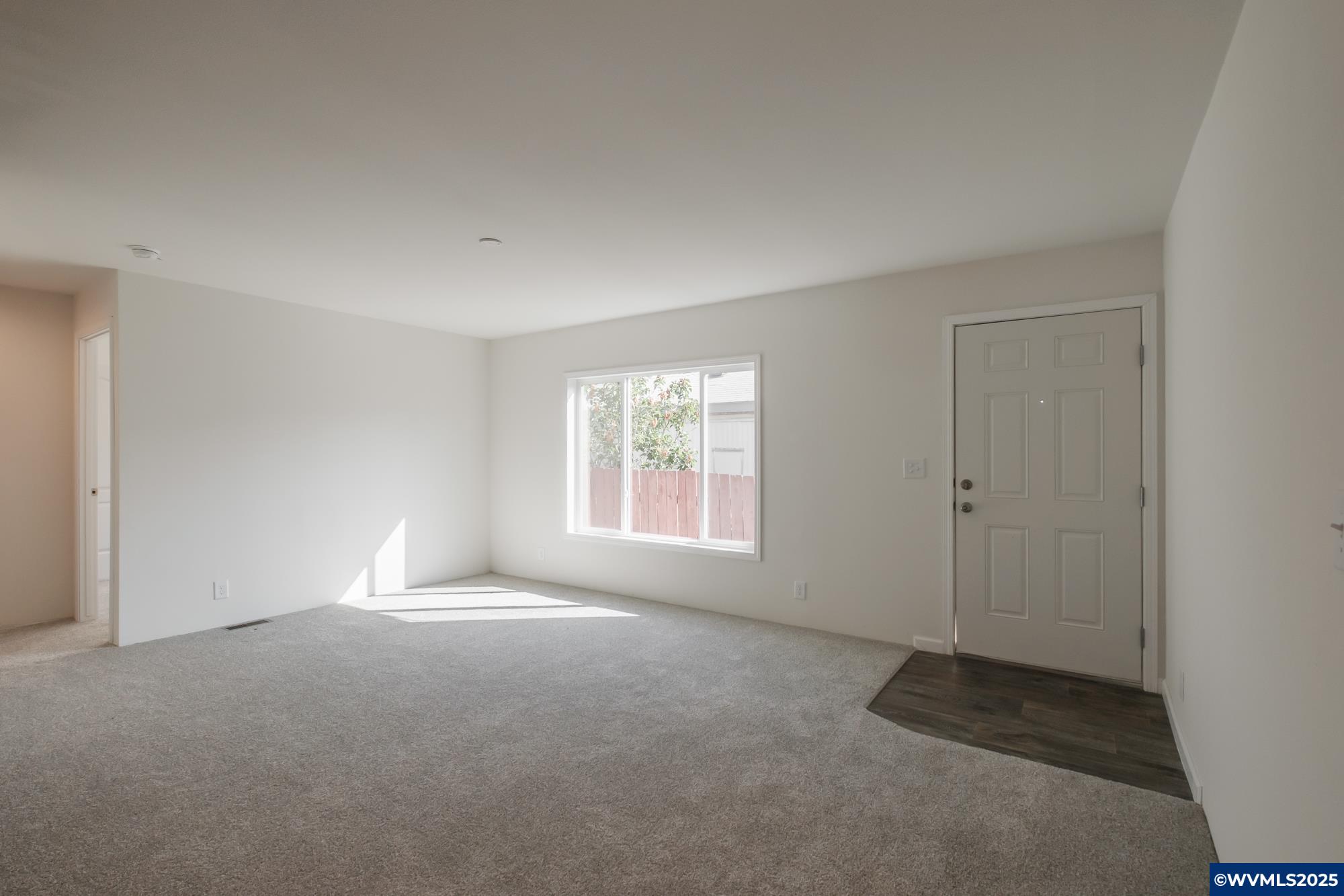 Salem, Oregon 97305, United States, 3 Bedrooms Bedrooms, ,2 BathroomsBathrooms,Residential,Active,155552