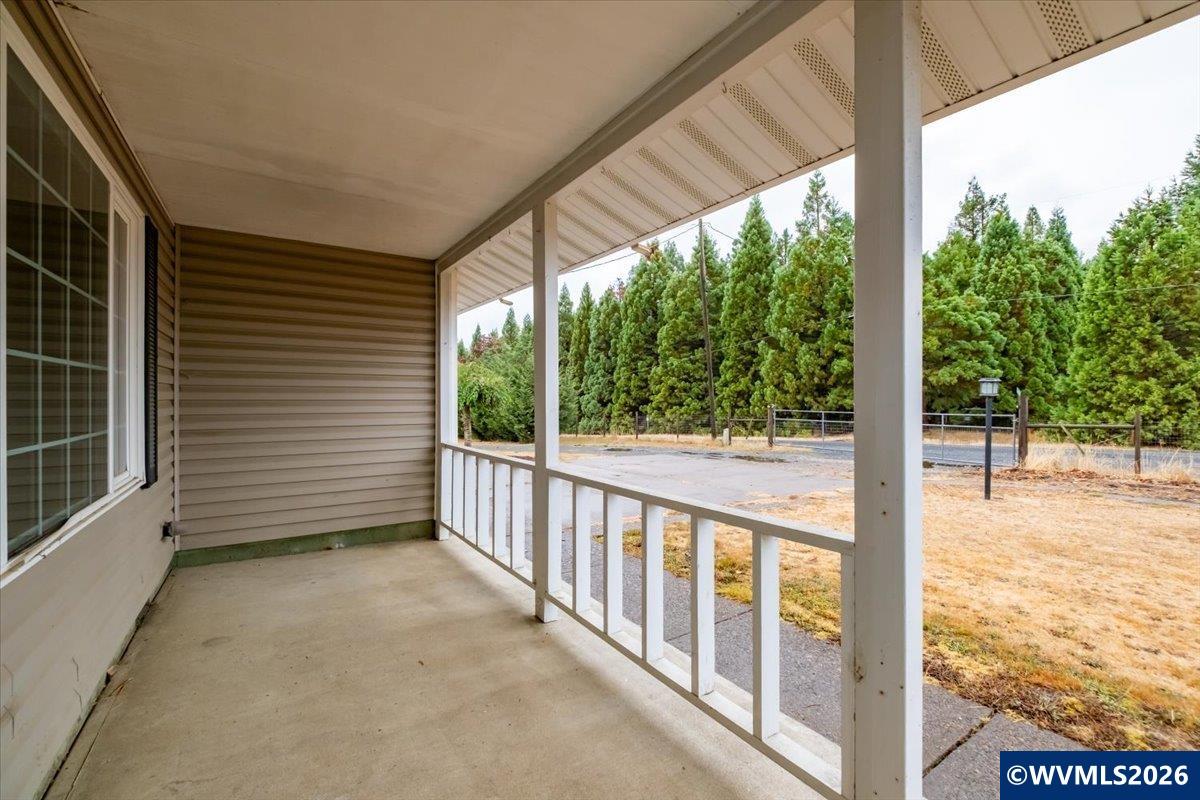 11160 Whiteaker Dr