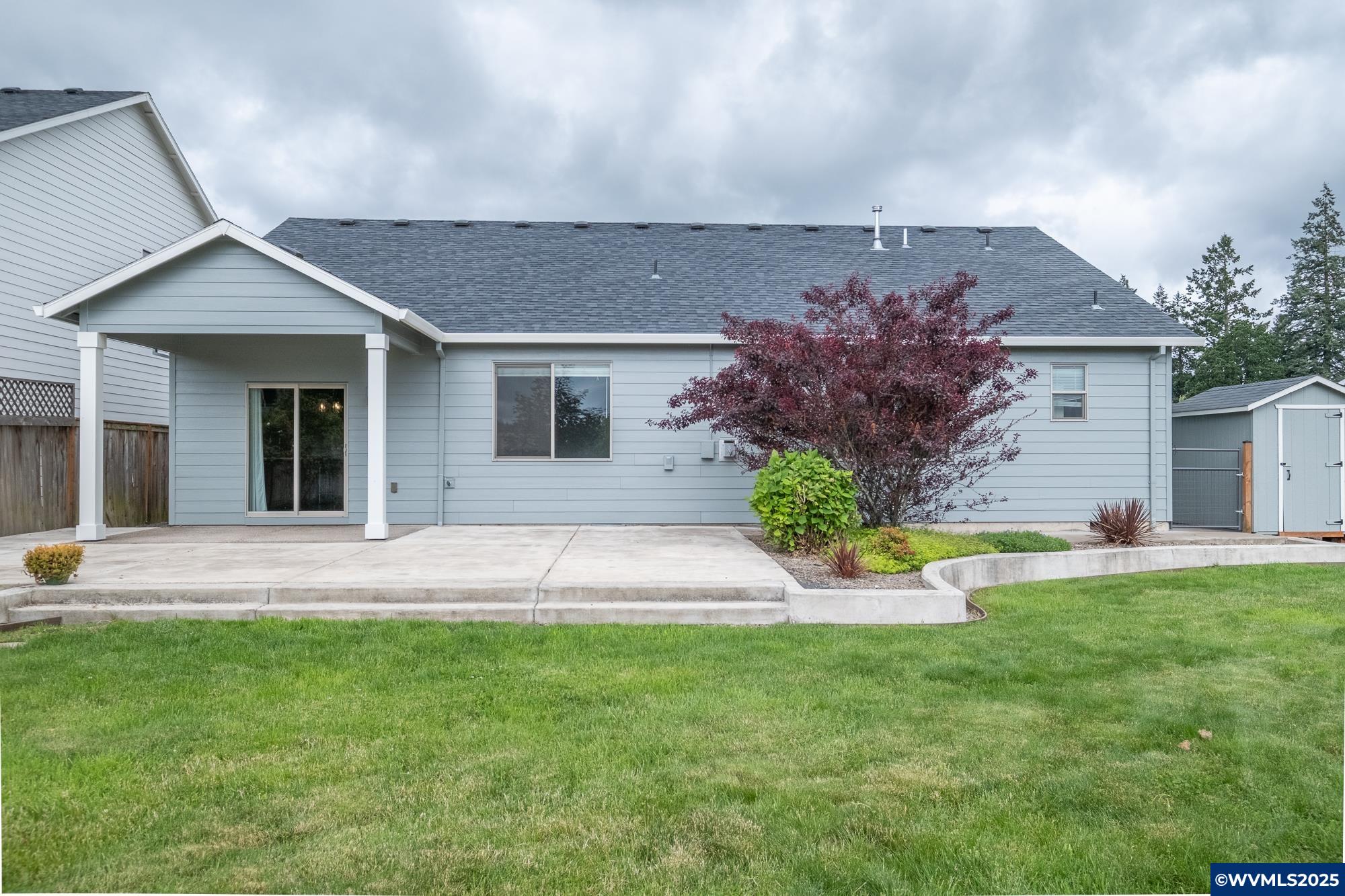 Albany, Oregon 97321, United States, 3 Bedrooms Bedrooms, ,2 BathroomsBathrooms,Residential,Pending,139399