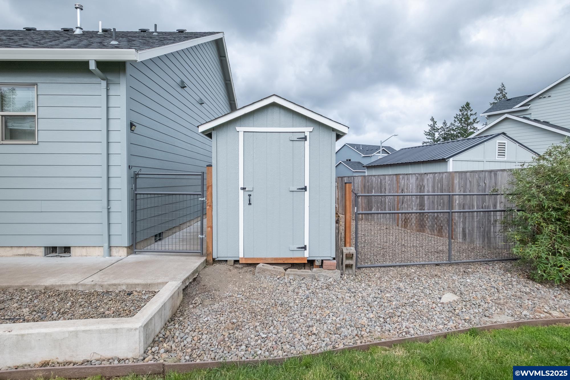 Albany, Oregon 97321, United States, 3 Bedrooms Bedrooms, ,2 BathroomsBathrooms,Residential,Pending,139399