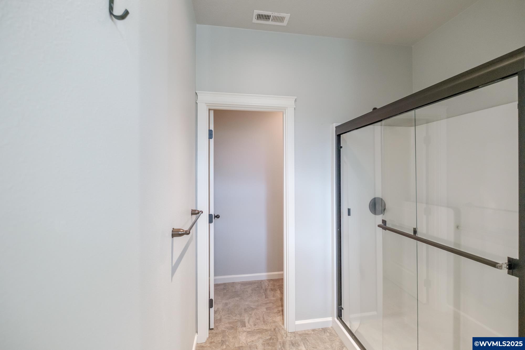 Albany, Oregon 97321, United States, 3 Bedrooms Bedrooms, ,2 BathroomsBathrooms,Residential,Pending,139399