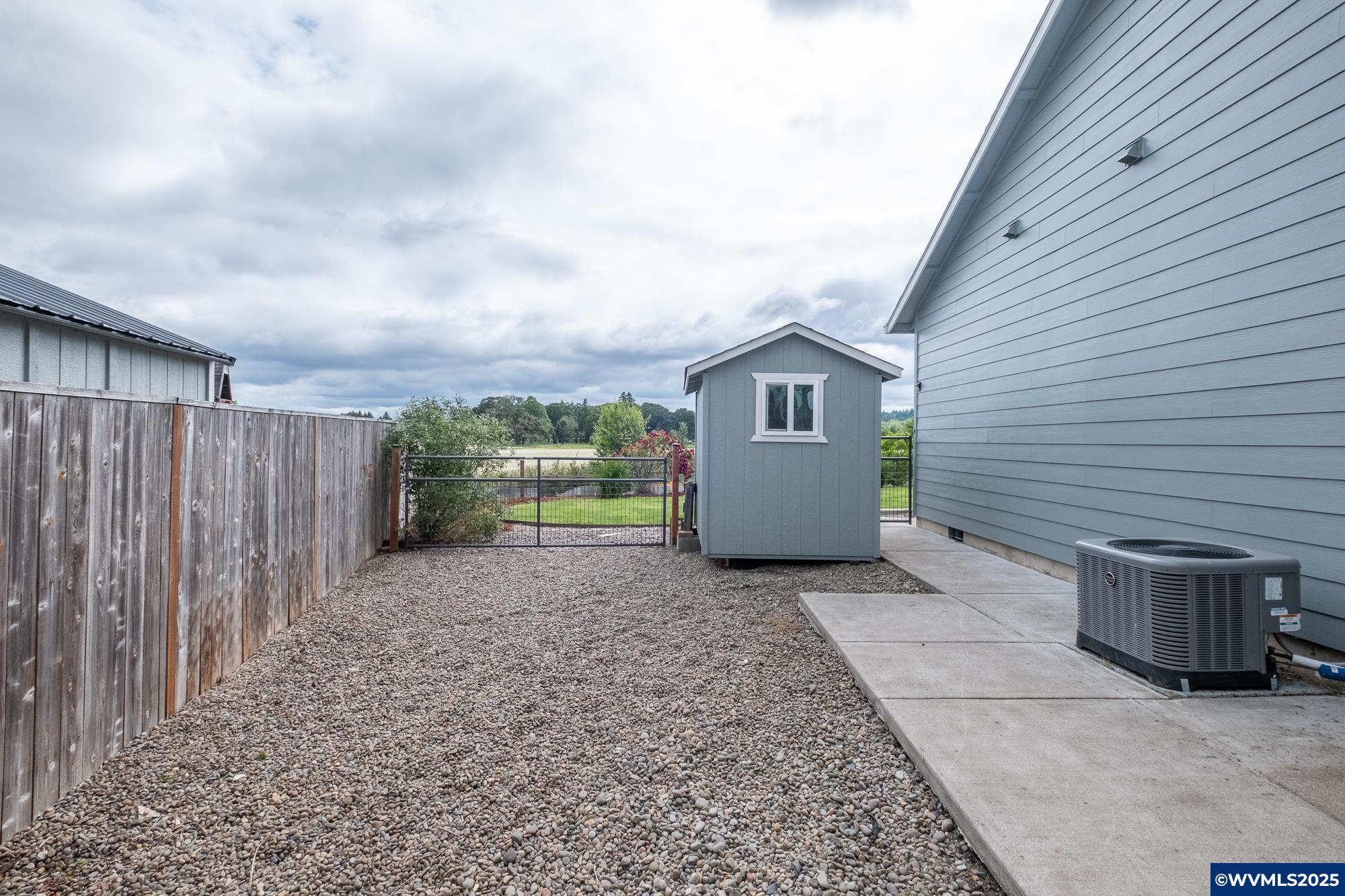 Albany, Oregon 97321, United States, 3 Bedrooms Bedrooms, ,2 BathroomsBathrooms,Residential,Pending,139399