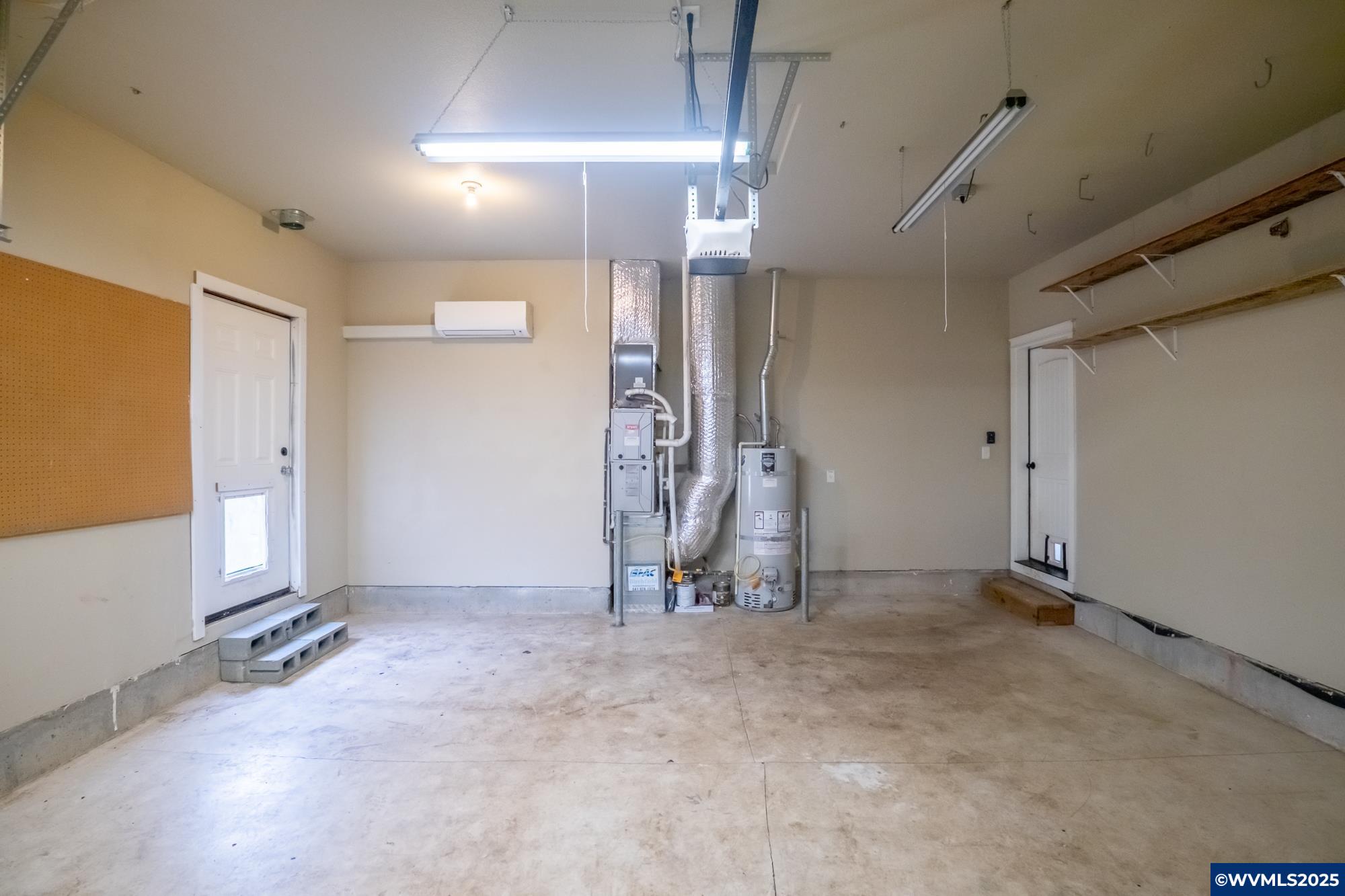 Albany, Oregon 97321, United States, 3 Bedrooms Bedrooms, ,2 BathroomsBathrooms,Residential,Pending,139399